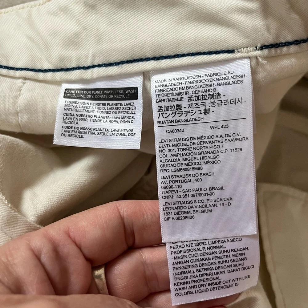 Levi’s cargo shorts